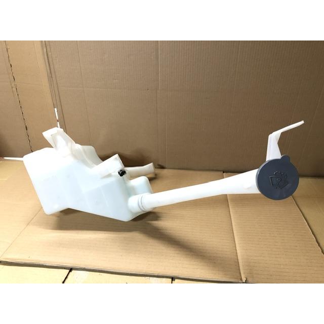 ウォッシャー タンク リーフ AZE0 ニッサン 41451km 28910-3NK0A