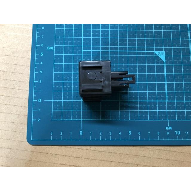 フラッシャー リレー アルト HA24S スズキ 純正 38610-84F00 フラッシャー リレー アルト HA24S スズキ 純正 38610-84F00