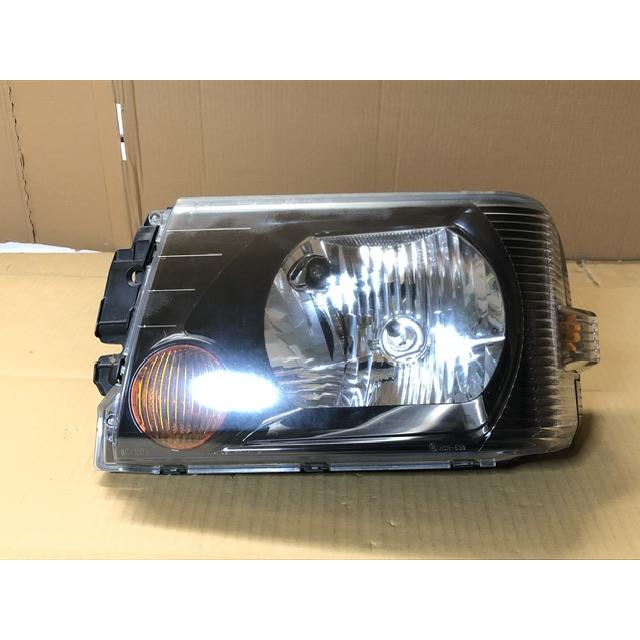 ヘッド ライト 左 ミニキャブ U62V ミツビシ 純正 8301A453 STANLEY