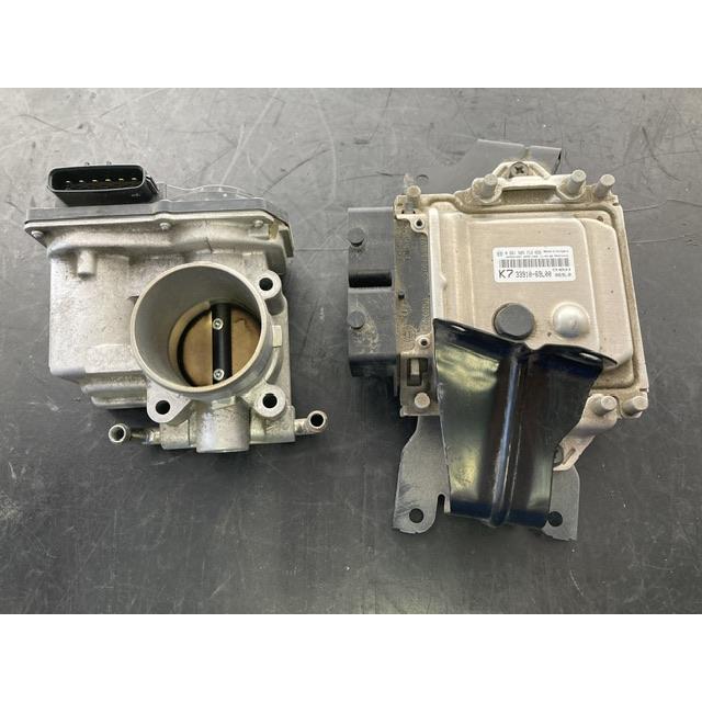 スロットル ボディ エンジン コンピューター ソリオ MA15S スズキ K12B