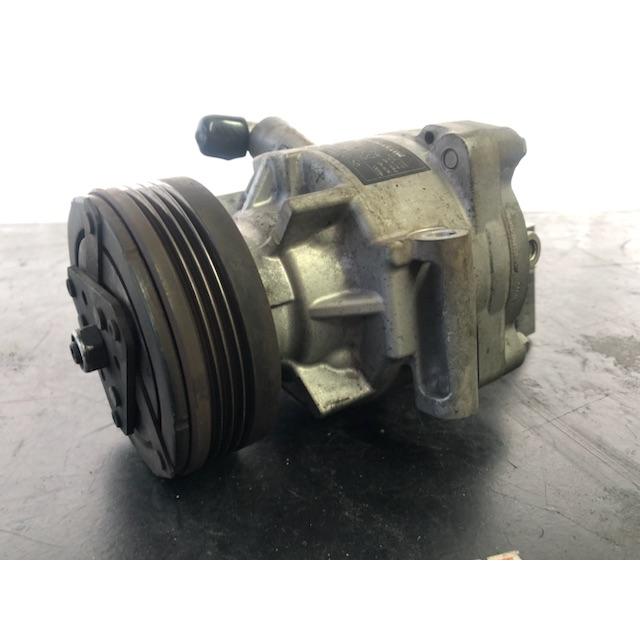 スズキエアコンコンプレッサー スズキ 純正 ソリオ 《 MA26S 》 エアコンコンプレッサー 95200