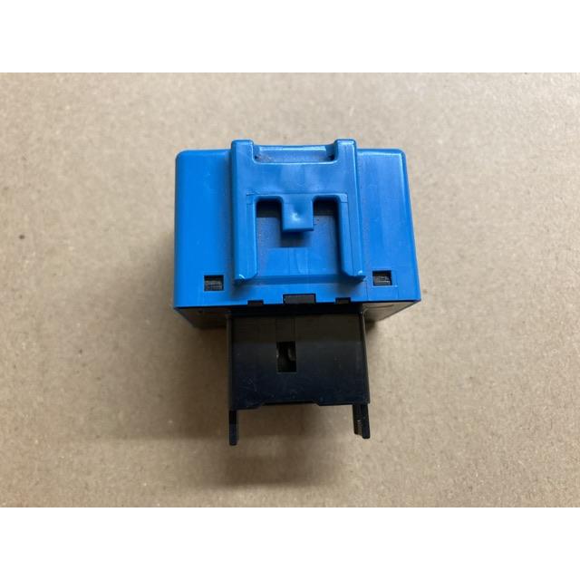 トヨタ系 フラッシャー リレー トヨタ 車から 81980-28010 DENSO