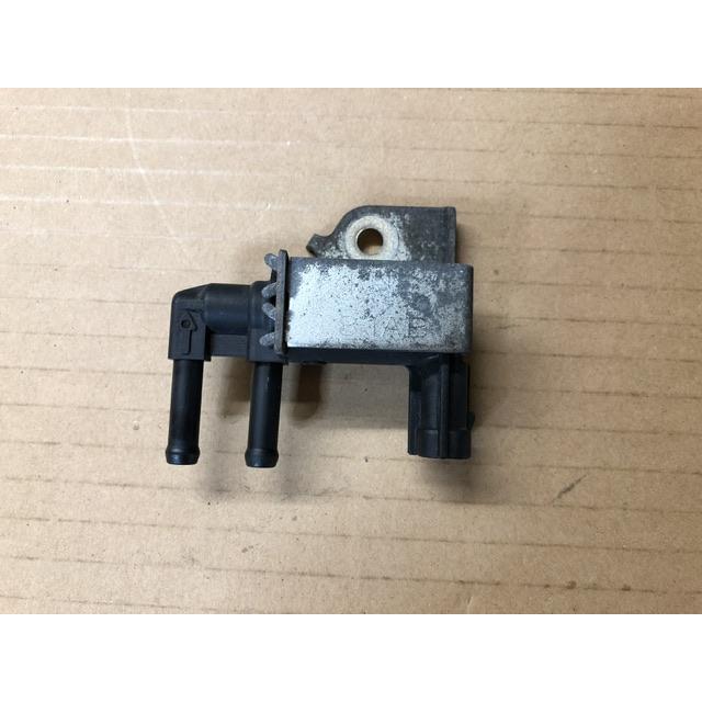 バキューム スイッチング バルブ ワゴンR MH21S スズキ K6A NOK