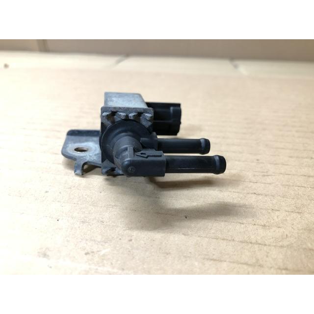 バキューム スイッチング バルブ ワゴンR MH21S スズキ K6A NOK 81AB