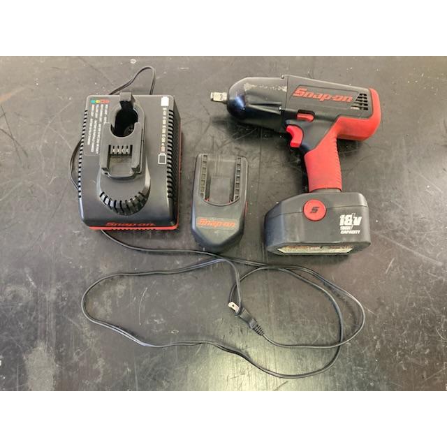 【値下げ】　【ジャンク扱い】　Snap-on  インパクトレンチ CTJ4850HO スナップオン snapon インパクト レンチ バッテリー チャージャー