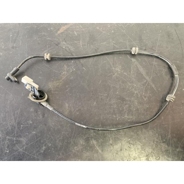 ABS センサー 右 後 リア デミオ DE5FS マツダ 純正 ZY FoMoCo KC132