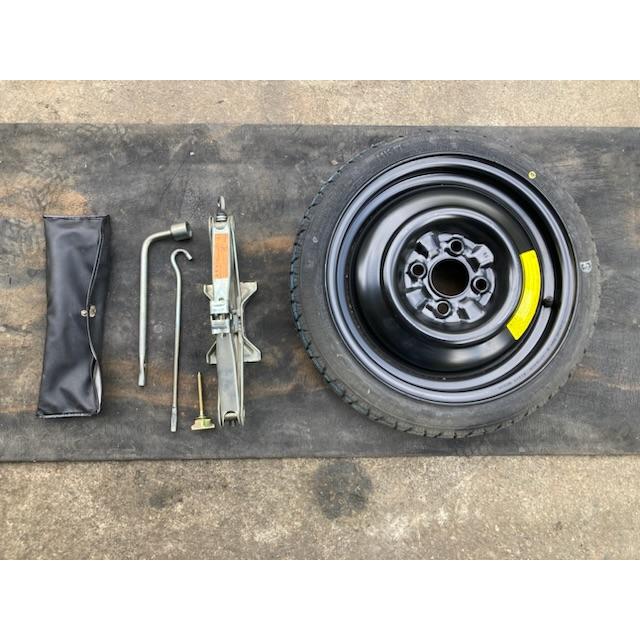 14 インチ 応急 タイヤ 車載 工具 T105/70D14 マーチ K11 コレット