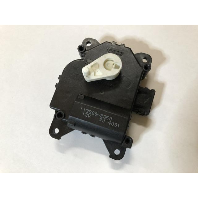 エアコン サーボ モーター 1個 ekワゴン H82W ミツビシ DENSO 113800