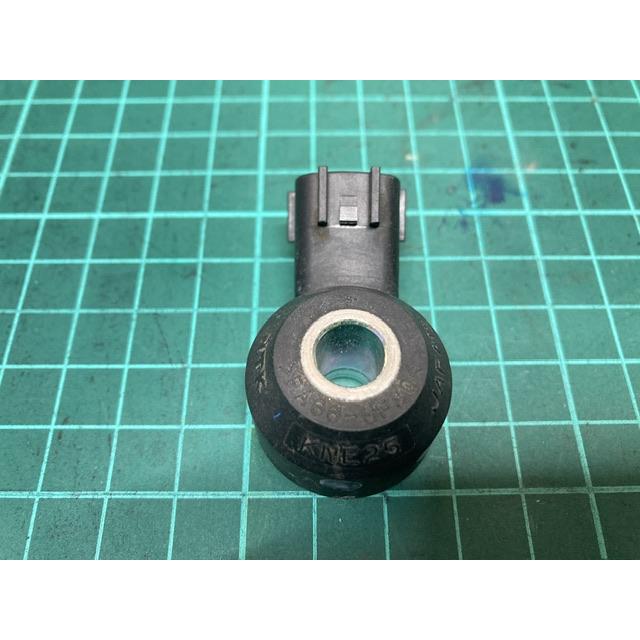 ノック センサー サンバー ディアス TV2 スバル 22060KA040 NTK