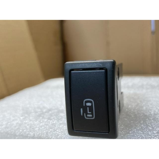 パワー スライド ドア スイッチ 左 ルークス ML21S ニッサン 25261