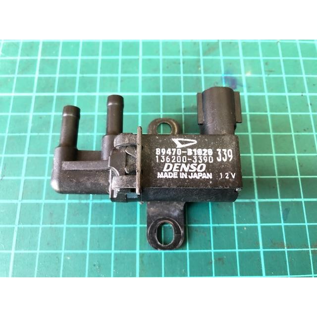 バキューム スイッチング バルブ ミライース LA300S ダイハツ KF