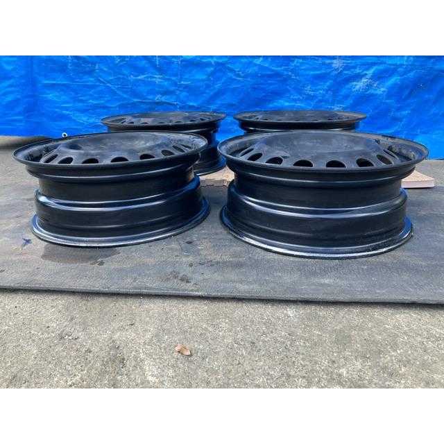 現行AQUAスチールホイール 15 インチ 鉄 スチール ホイール 4本 セット 15×5.5J ハブ径約