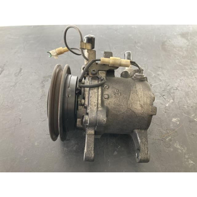 コンプレッサー ミラ L700S ダイハツ EF-SE 88320-97203-000 DENSO