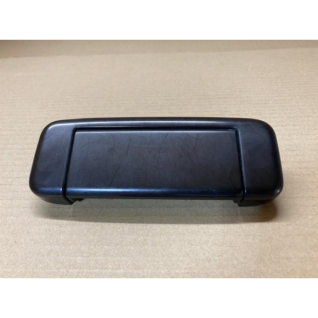 アウター ハンドル リア 右 クリッパー U71V ニッサン 塗無黒 MR380132