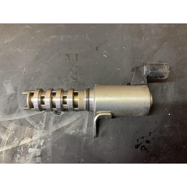 オイル コントロール バルブ キューブ Z12 ニッサン HR15 23796