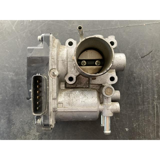 スロットル ボディ ワゴンR スティングレー MH34S スズキ R06A MIKUNI