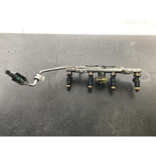 インジェクター デリバリー パイプ モビリオ GB1 ホンダ L15A 16450
