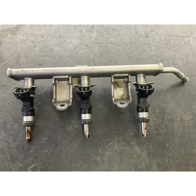 gjgj品 インジェクター デリバリー パイプ モコ MG33S ニッサン R06A 17520