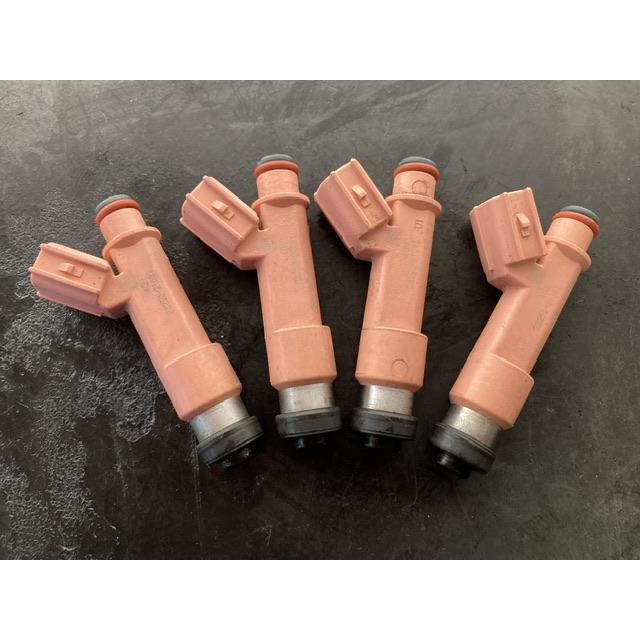 インジェクター 4本 セット アクア NHP10 トヨタ 1NZ-FXE 23250-21091