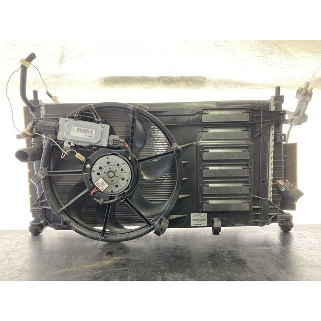 ラジエーター コンデンサー ファン アクセラ BLFFW マツダ LF8B-15-025