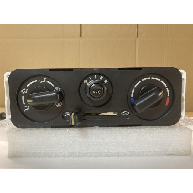 エアコン スイッチ パネル キャロル HB23S マツダ 1A02-61-19ZA 00