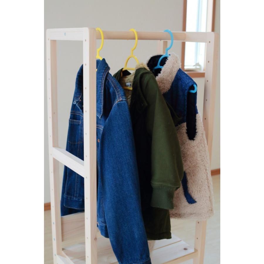 こどもハンガーラック 棚板付き 天然木 国産ひのき 服かけ キッズ 子ども用 日本製 22 オオクボ ショップ 通販 Yahoo ショッピング