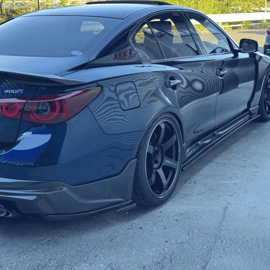 V37 ワイドリアフェンダー FRP製 リテーナー・給油口アタッチメント付