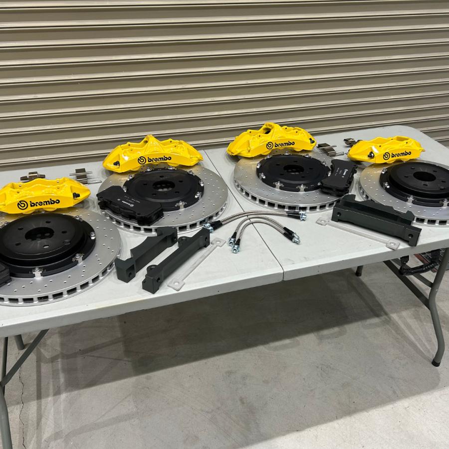 V37 専用 Brembo 6POT/4POT モノブロック イエローキャリパーキット