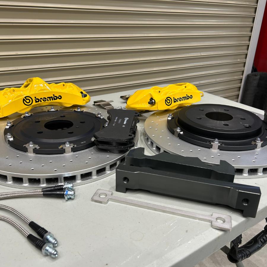 V37 専用 Brembo 6POT/4POT モノブロック イエローキャリパーキット