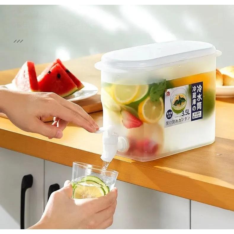 送料無料 横置き式冷水筒 蛇口付き ウォーターサーバー 冷蔵庫ケトル 3 5l 水差し Pp材質 家族 大容量の氷水3 5リットル おしゃれ 冷水ポット 一人暮らし 人気ショップが最安値挑戦 透明