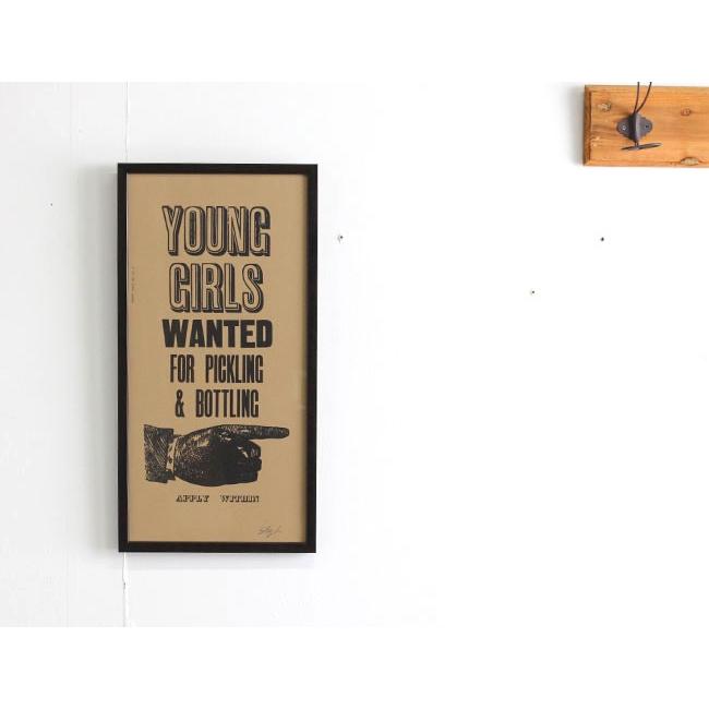 A TWO PIPE PROBLEM LETTERPRESS 　YOUNG GIRLS WANTED POSTER Mサイズ 再入荷｜old