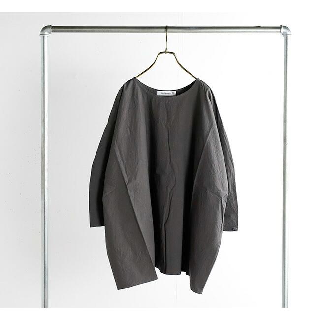 Veritecoeur ヴェリテクール ST-105 プレーンチュニック |  | 09