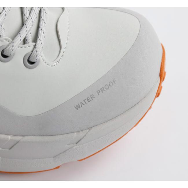 SALE30%OFF //and wander アンドワンダー 5978145 ウォータープルーフ トレックシューズ waterproof trek shoes low off white |  | 12