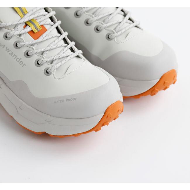 SALE30%OFF //and wander アンドワンダー 5978145 ウォータープルーフ トレックシューズ waterproof trek shoes low off white |  | 05