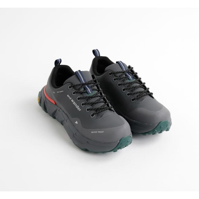 SALE30%OFF //and wander アンドワンダー 5978145 ウォータープルーフ トレックシューズ waterproof trek shoes low charcoal |  | 02