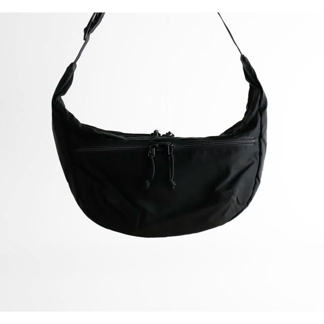 Mt RAINIER DESIGN WORKS マウントレイニアデザインワークス ハーフ ムーン バッグ 7066 |  | 14