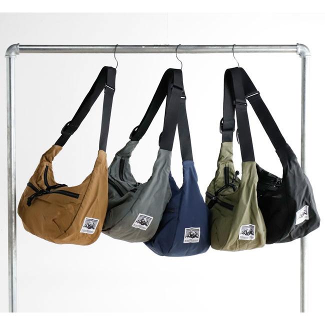 Mt RAINIER DESIGN WORKS マウントレイニアデザインワークス ハーフ ムーン バッグ 7066 |  | 03