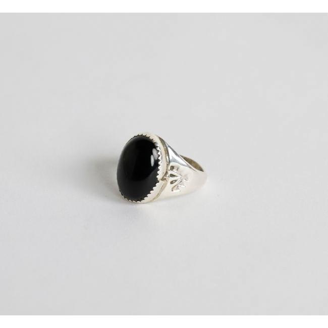 IndianJewelry インディアンジュエリー スタンプワークシルバーリング indian jewelry インディアンジュエリー ナバホ シルバー925 オニキス