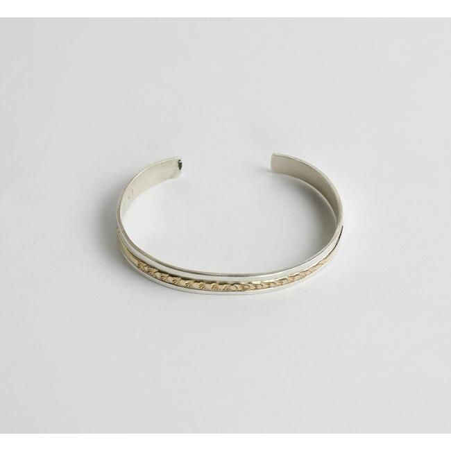 indian jewelry インディアンジュエリー スタンプワークバングル 14KG.F. ナバホ シルバー925 A |  | 11