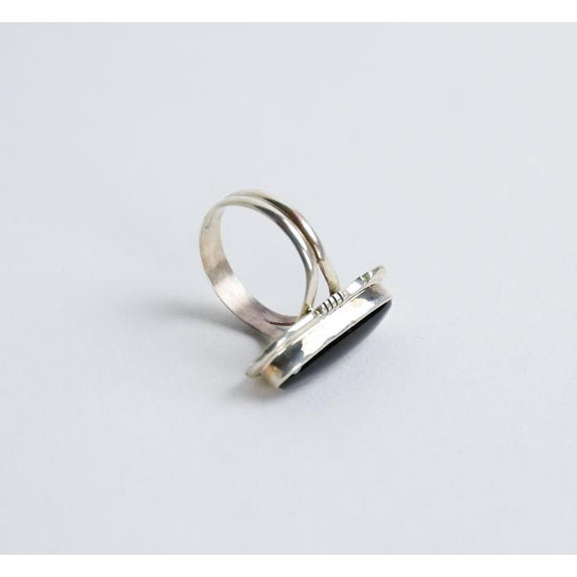 indian jewelry インディアンジュエリー ナバホ シルバー925 楕円形 オニキスリング 指輪 |  | 08