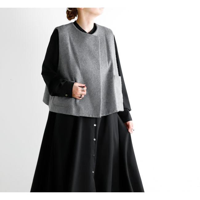 mizuiro ind ポケット付きクルーネックベスト ネイビー ミズイロインド mizuiro ind mizuiro ind ポケット付きクルー