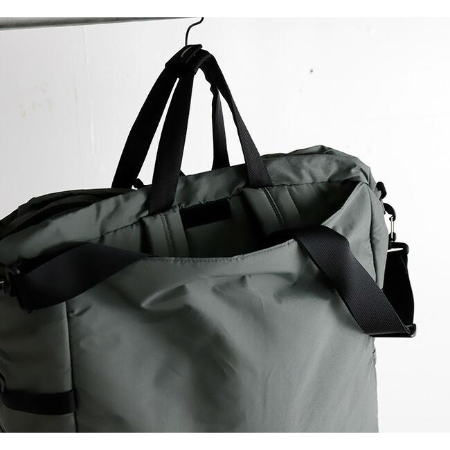 Mt RAINIER DESIGN WORKS マウントレイニアデザインワークス　HELMET TOTE PACK　ヘルメット トート 7002 |  | 16