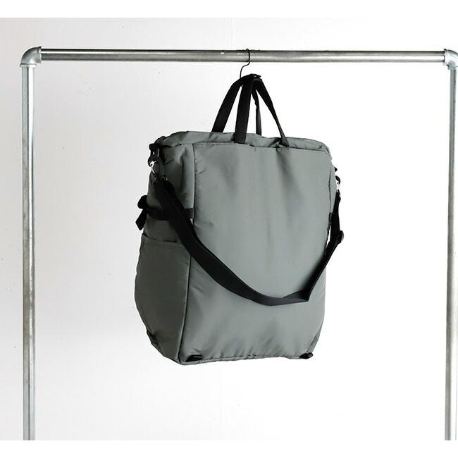 Mt RAINIER DESIGN WORKS マウントレイニアデザインワークス　HELMET TOTE PACK　ヘルメット トート 7002 |  | 09