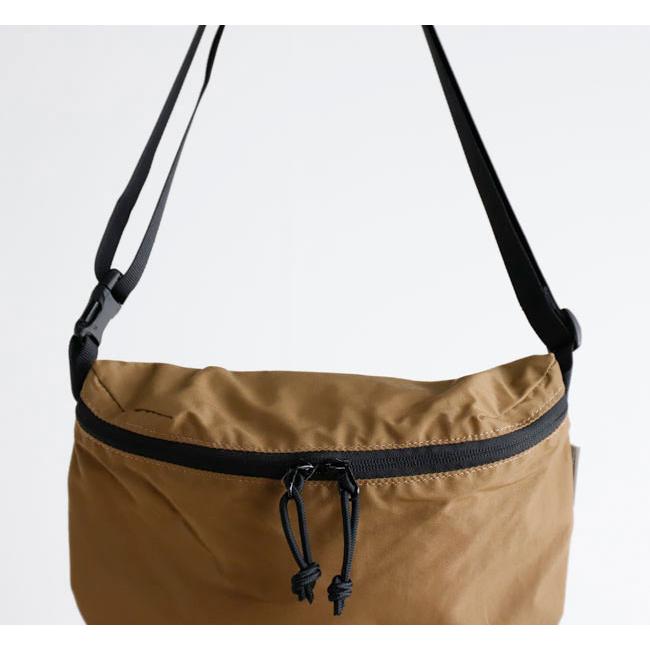 Mt RAINIER DESIGN WORKS マウントレイニアデザインワークス ワンパネル ポーチ 7158 |  | 13