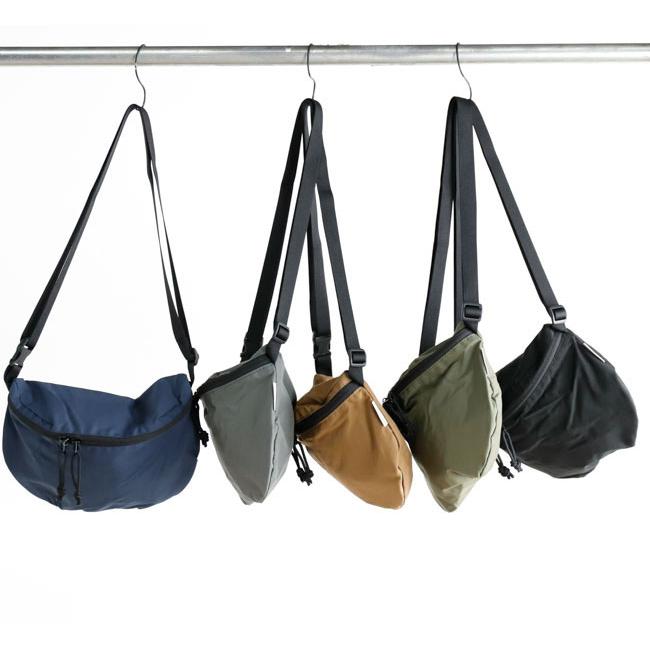 Mt RAINIER DESIGN WORKS マウントレイニアデザインワークス ワンパネル ポーチ 7158 |  | 03