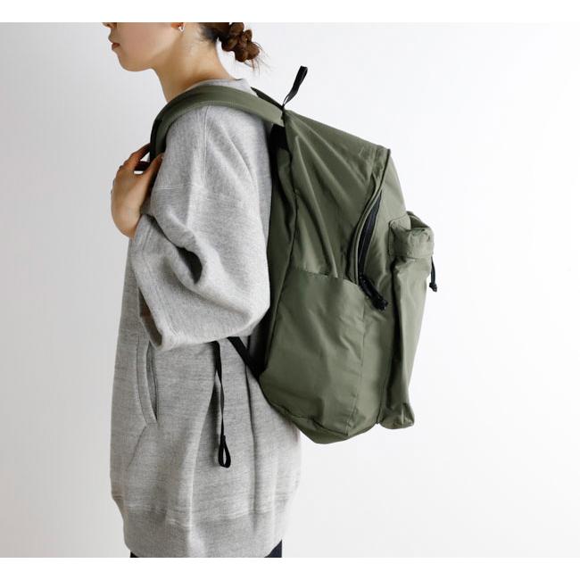 Mt RAINIER DESIGN WORKS マウントレイニアデザインワークス デラックス パック バックパック 7042 |  | 02