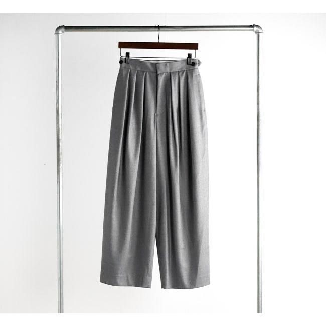 SALE40%OFF //SACRA サクラ 125610112 スーパーファインフラノウール ワイドテーパードパンツ SUPER FINE FLANNEL PANTS |  | 05