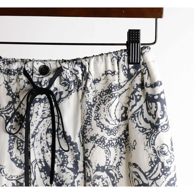 SACRA サクラ 126115112 ブラードフローラパンツ BLURRED FLORA PANTS |  | 09