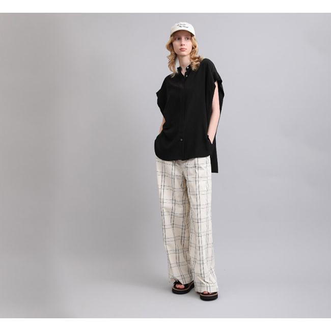 SACRA サクラ 126114071 バンドカラートップ TRIACE MICRO CREPE TOP |  | 02