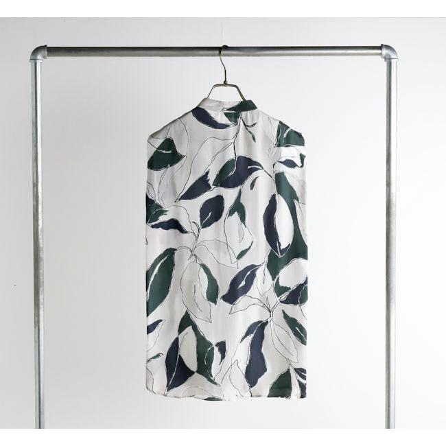 SACRA サクラ 126213071 ノースリーブバンドカラートップ MODERN LEAVES TOP |  | 09